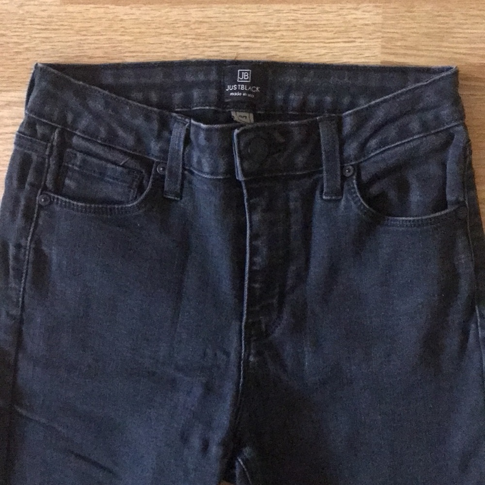 JUST BLACK Ripped Jeans - Picture 2 of 7